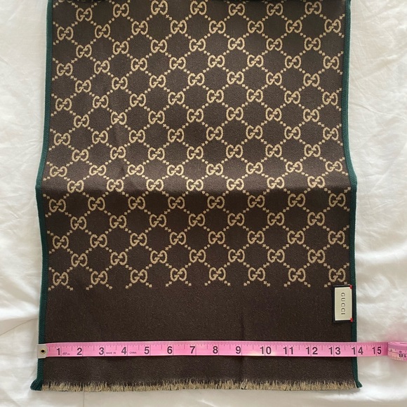 Gucci Monogram Logo Wool & Silk Blend Scarf Green & Brown - Picture 9 of 9